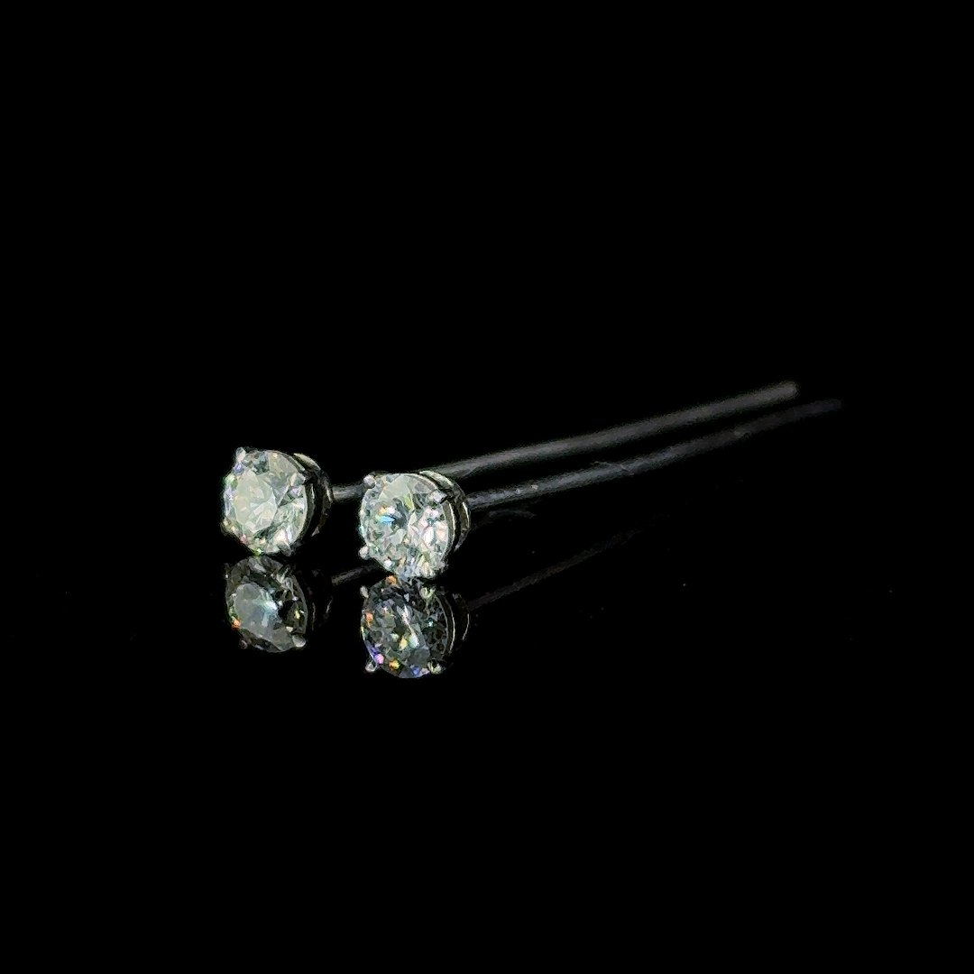 Stylish Daily Wear Earrings for Girls Silver  IN LAB GROWN DIAMOND